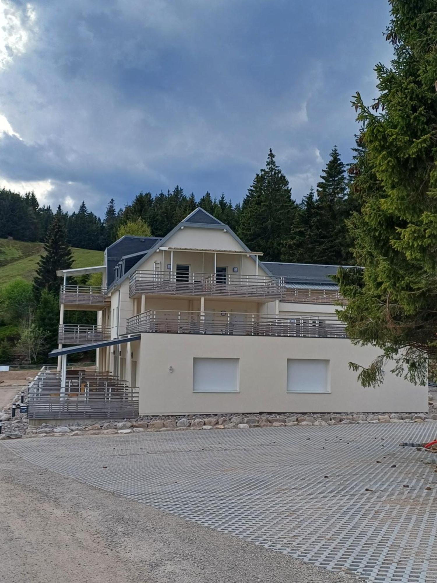 Agreable 3 Pieces Au Lac Blanc Orbey Exteriör bild